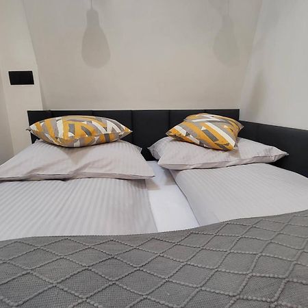 Old Town Apartment, Starowislna كراكوفيا المظهر الخارجي الصورة