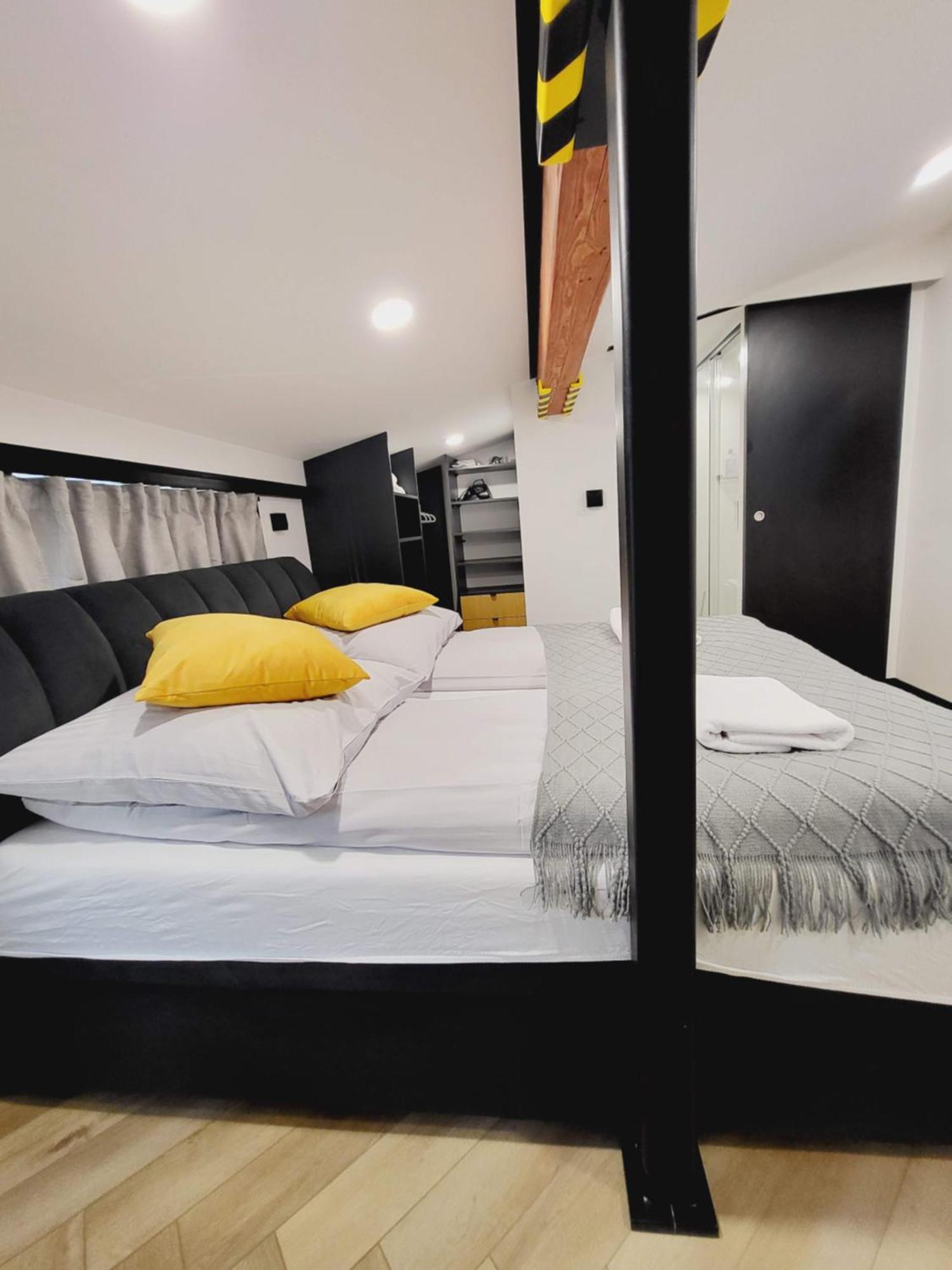 Old Town Apartment, Starowislna كراكوفيا المظهر الخارجي الصورة